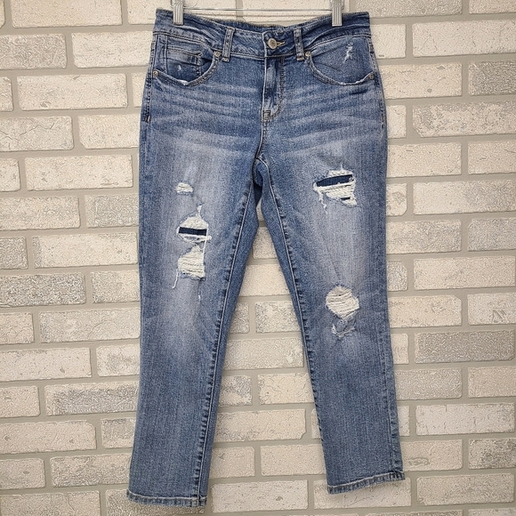 Maurices Denim - Maurices Distressed Patch Jeans Size 3 / 4
